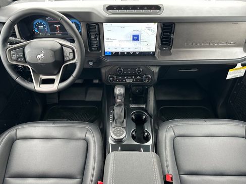 New 2026 Ford Bronco Badlands w/ Sasquatch Package AWD/4WD image 12