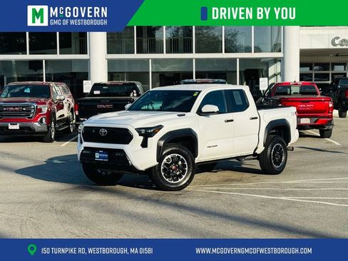 Used 2024 Toyota Tacoma TRD Off-Road AWD/4WD image 1