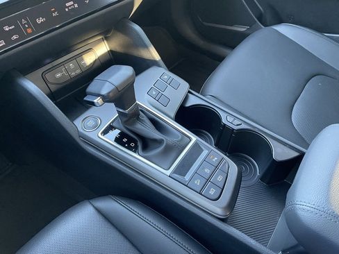 Used 2026 Kia Sportage EX image 20