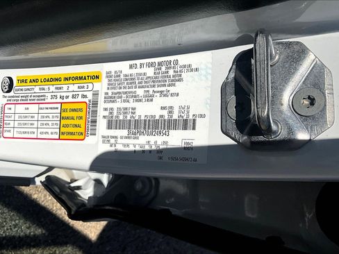 Used 2018 Ford Fusion SE image 4