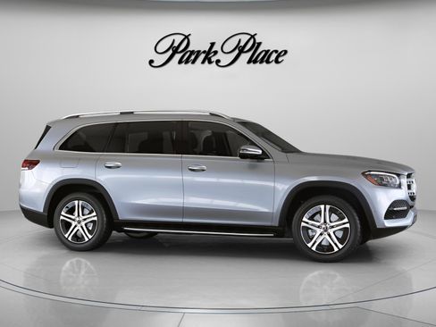 Certified 2022 Mercedes-Benz GLS 450 4MATIC image 28