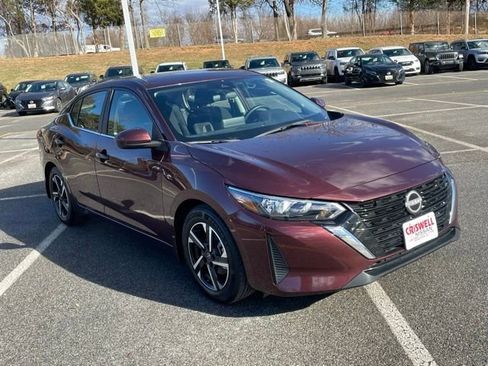 Used 2024 Nissan Sentra SV image 2