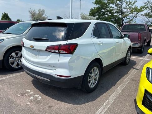 Used 2023 Chevrolet Equinox LT w/ LPO, Floor Liner Package AWD/4WD image 4