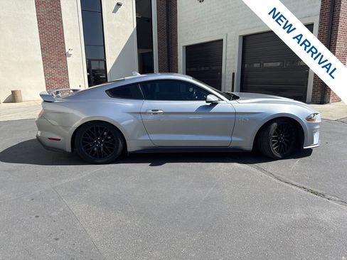 Used 2021 Ford Mustang GT Premium w/ GT Performance Package RWD image 8