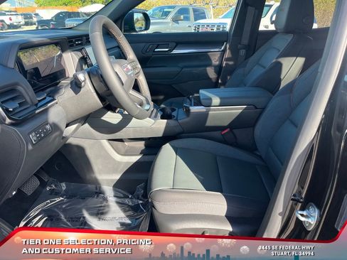 New 2026 GMC Terrain AT4 w/ Convenience Package III image 9