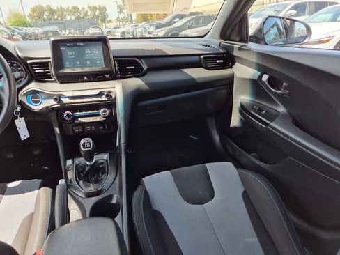 Used 2019 Hyundai Veloster 2.0 image 33