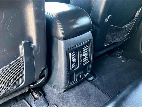 Used 2021 Jeep Grand Cherokee Laredo X AWD/4WD image 10