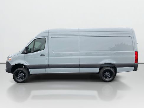 New 2026 Mercedes-Benz Sprinter 2500 image 3