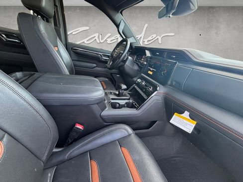 Used 2023 GMC Sierra 1500 AT4 w/ Technology Package image 25