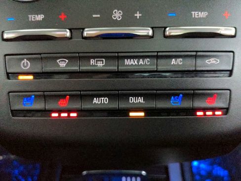 Used 2018 Lincoln MKC Reserve image 23