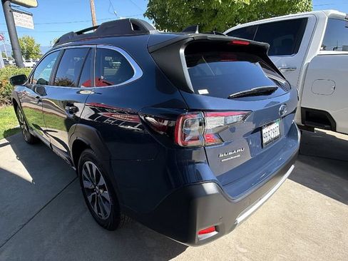 Used 2025 Subaru Outback Limited XT AWD/4WD image 6
