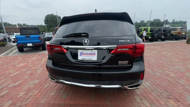 Used 2020 Acura MDX SH-AWD image 9