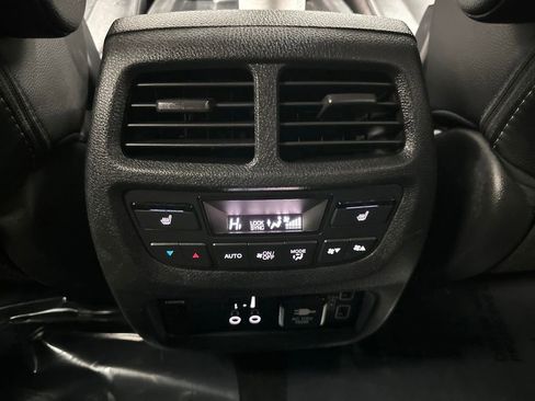 Used 2022 Honda Pilot Touring image 25