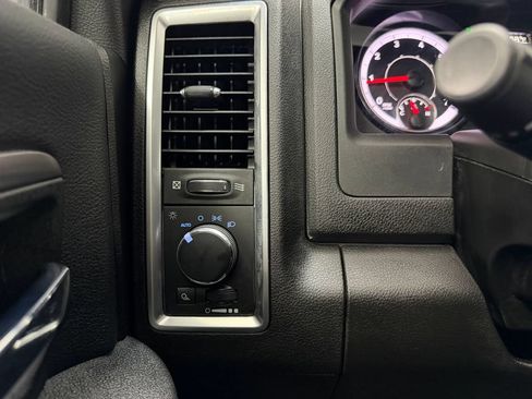 Used 2022 RAM 1500 Warlock AWD/4WD image 33