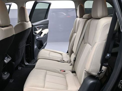 Used 2019 Subaru Ascent Premium image 18