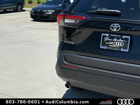 Used 2025 Toyota RAV4 LE AWD/4WD image 13