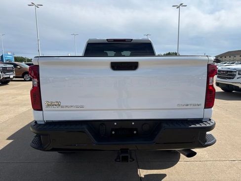 Used 2024 Chevrolet Silverado 2500 Custom w/ Custom Value Package AWD/4WD image 4
