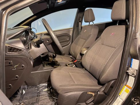Used 2017 Ford Fiesta ST FWD image 8