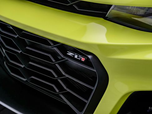 Used 2021 Chevrolet Camaro ZL1 image 30