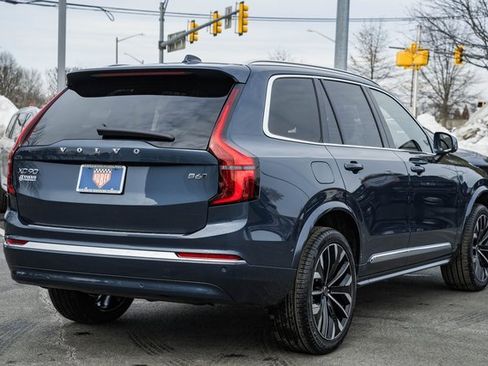 New 2026 Volvo XC90 B6 Plus w/ Protection Package Premier image 5