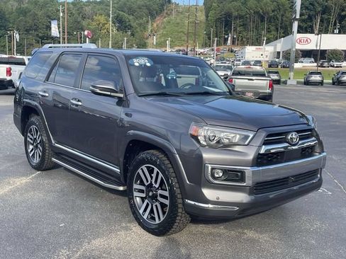 Used 2023 Toyota 4Runner Limited AWD/4WD image 6