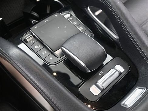 Used 2021 Mercedes-Benz GLS 580 4MATIC image 25