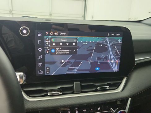 Used 2026 Chevrolet Equinox LT AWD/4WD image 28