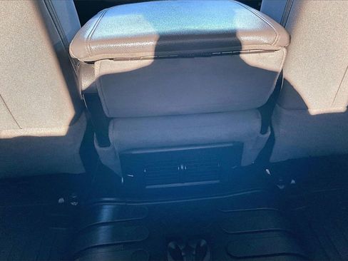 Used 2016 RAM 1500 Big Horn image 35