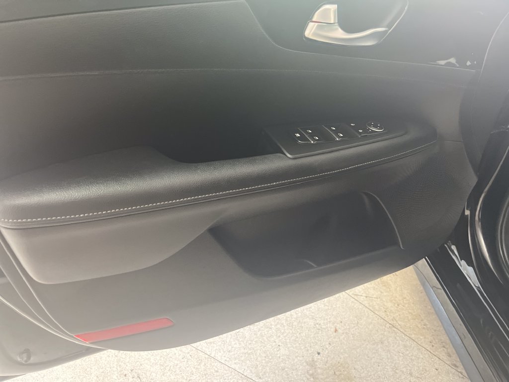 Certified 2024 Kia Forte GT-Line FWD image 11