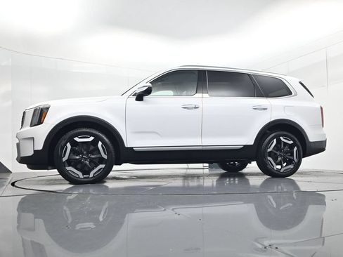 Certified 2024 Kia Telluride S w/ S Sunroof Package AWD/4WD image 43