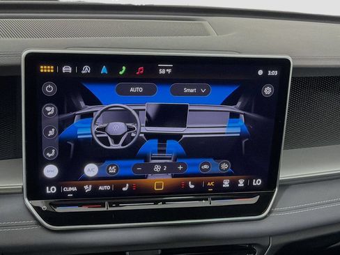 Used 2025 Volkswagen Tiguan SE R-Line AWD/4WD image 15