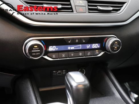 Used 2019 Nissan Altima 2.5 SV FWD image 19