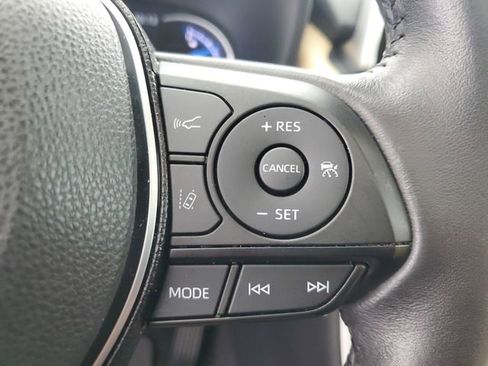 Used 2020 Toyota RAV4 Limited AWD/4WD image 26