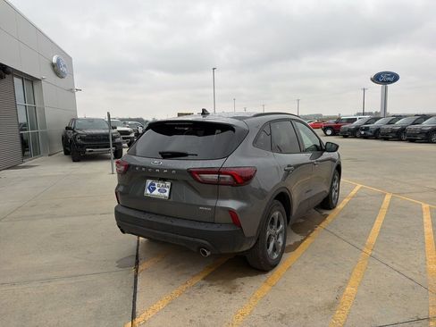Used 2026 Ford Escape ST-Line w/ Tech Pack #1 image 7