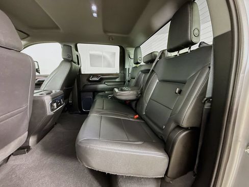 Used 2024 GMC Sierra 2500 SLT w/ SLT Convenience Package AWD/4WD image 28
