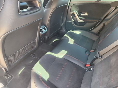 Certified 2025 Mercedes-Benz CLA 250 4MATIC image 31