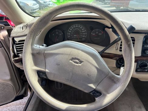 Used 2004 Chevrolet Impala w/ Preferred Equipment Group FWD image 11