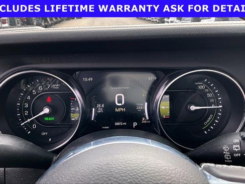 Used 2021 Jeep Wrangler Unlimited Sahara w/ Cold Weather Group AWD/4WD image 15