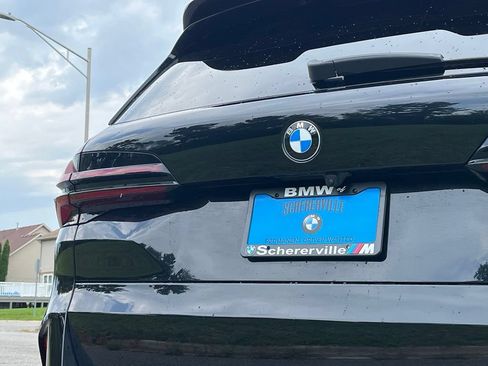 Used 2025 BMW X5 M Competition w/ Executive Package AWD/4WD image 16