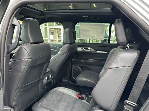 New 2026 Ford Explorer ST w/ Sun And Sound Package image 13