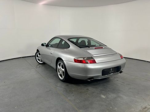 Used 2001 Porsche 911 Carrera 4 AWD/4WD image 3