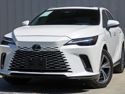 Used 2023 Lexus RX 350 Premium w/ Cold Area Package FWD image 3