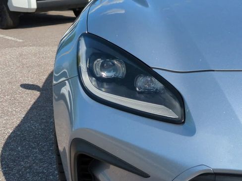 Used 2022 Toyota GR86 RWD image 10
