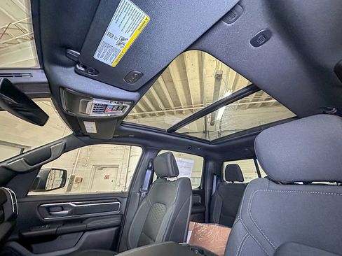 New 2026 RAM 1500 4x4 Crew Cab image 20
