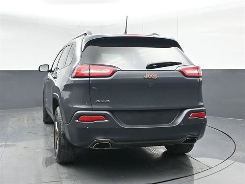 Used 2017 Jeep Cherokee 75th Anniversary AWD/4WD image 6