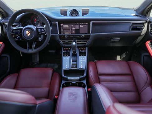Used 2022 Porsche Macan GTS image 31
