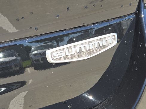 New 2025 Jeep Grand Cherokee L Summit w/ Luxury Tech Group V image 8