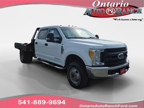 Used 2017 Ford F350 XL w/ Power Equipment Group AWD/4WD image 1