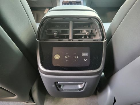 Used 2025 Lucid Air Pure image 38