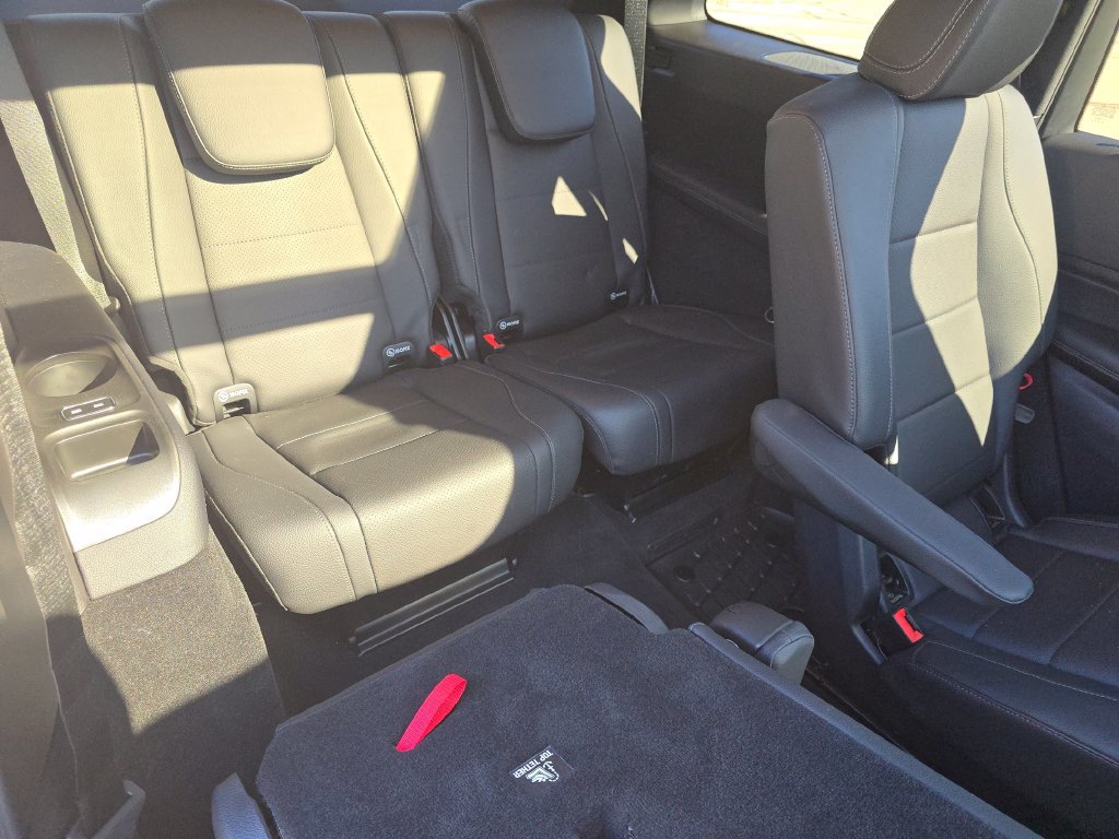 Certified 2024 Mercedes-Benz GLS 450 4MATIC image 21
